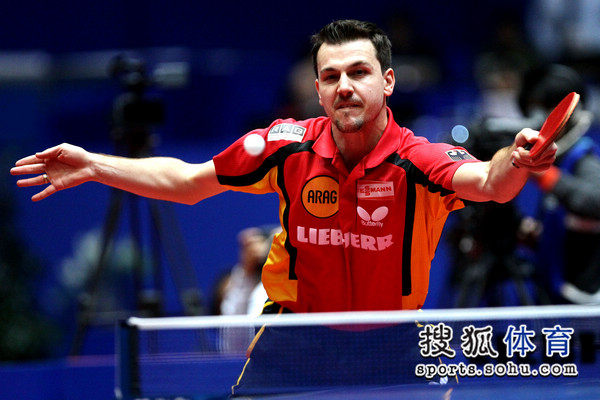 英格兰队险胜日本队,波尔刷新纪录 英格兰队险胜日本队,波尔刷新纪录