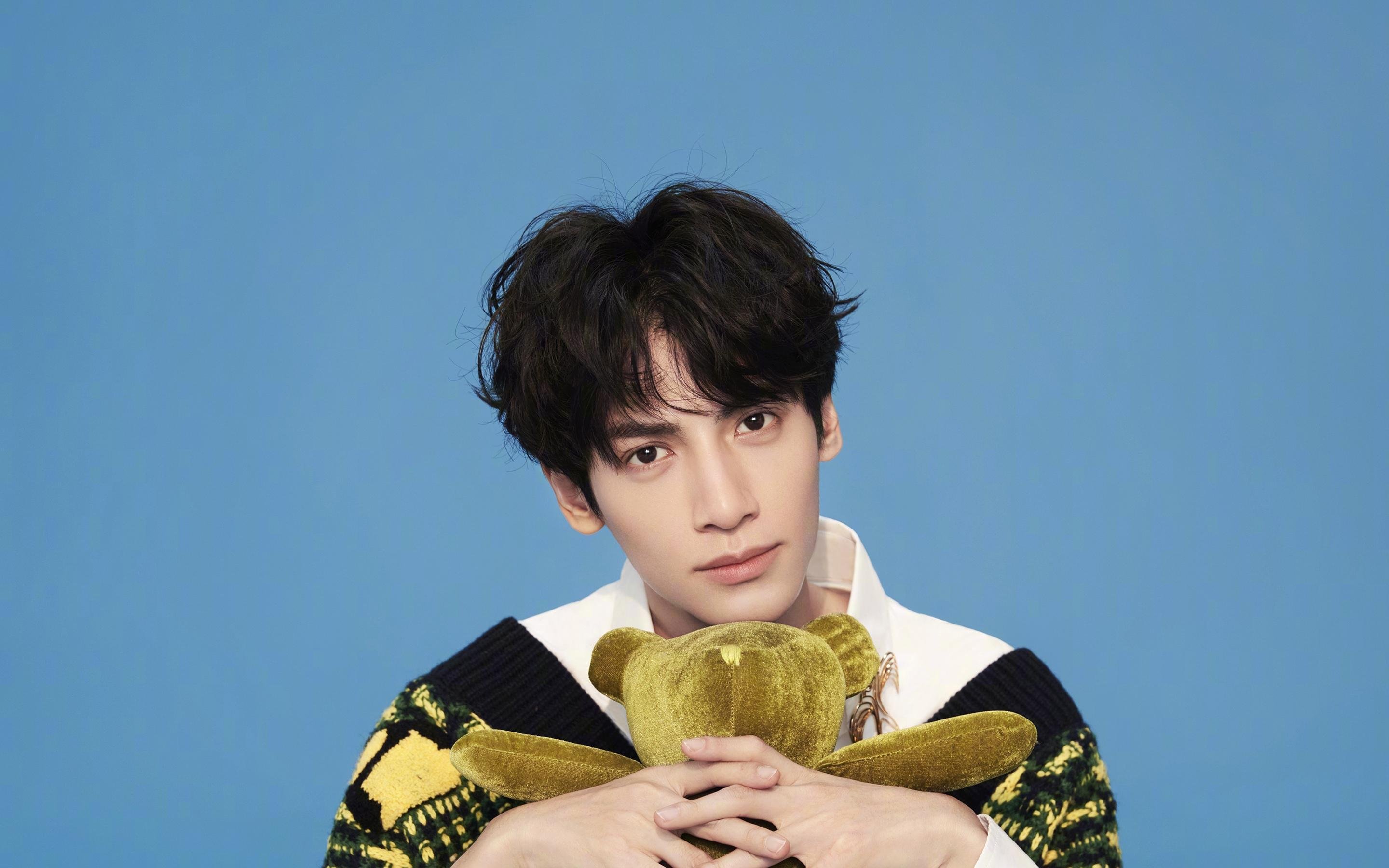 温网绝杀法网，梅德韦杰夫的逆袭之舞与草地宣言