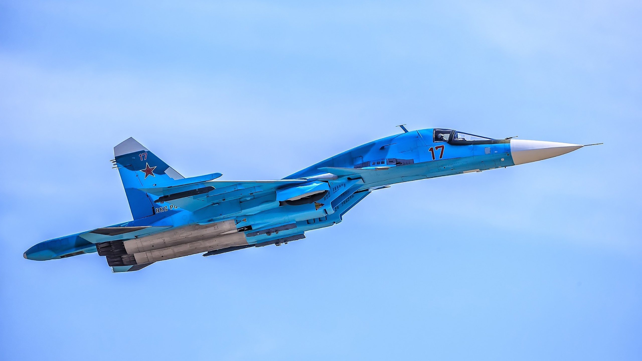 以凡人之躯比肩神明，奥地利险胜曼联，莱万独扛全队蹚过地狱火海