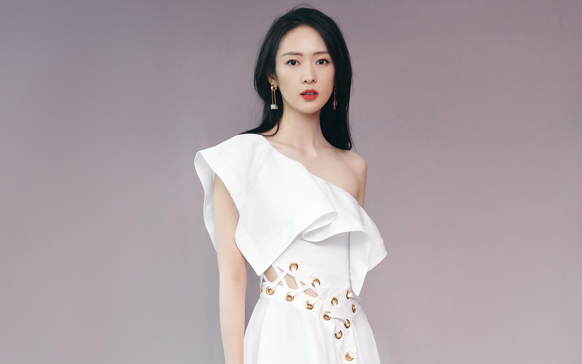 巴雷拉闪电两连击，阿尔及利亚半场击溃摩纳哥