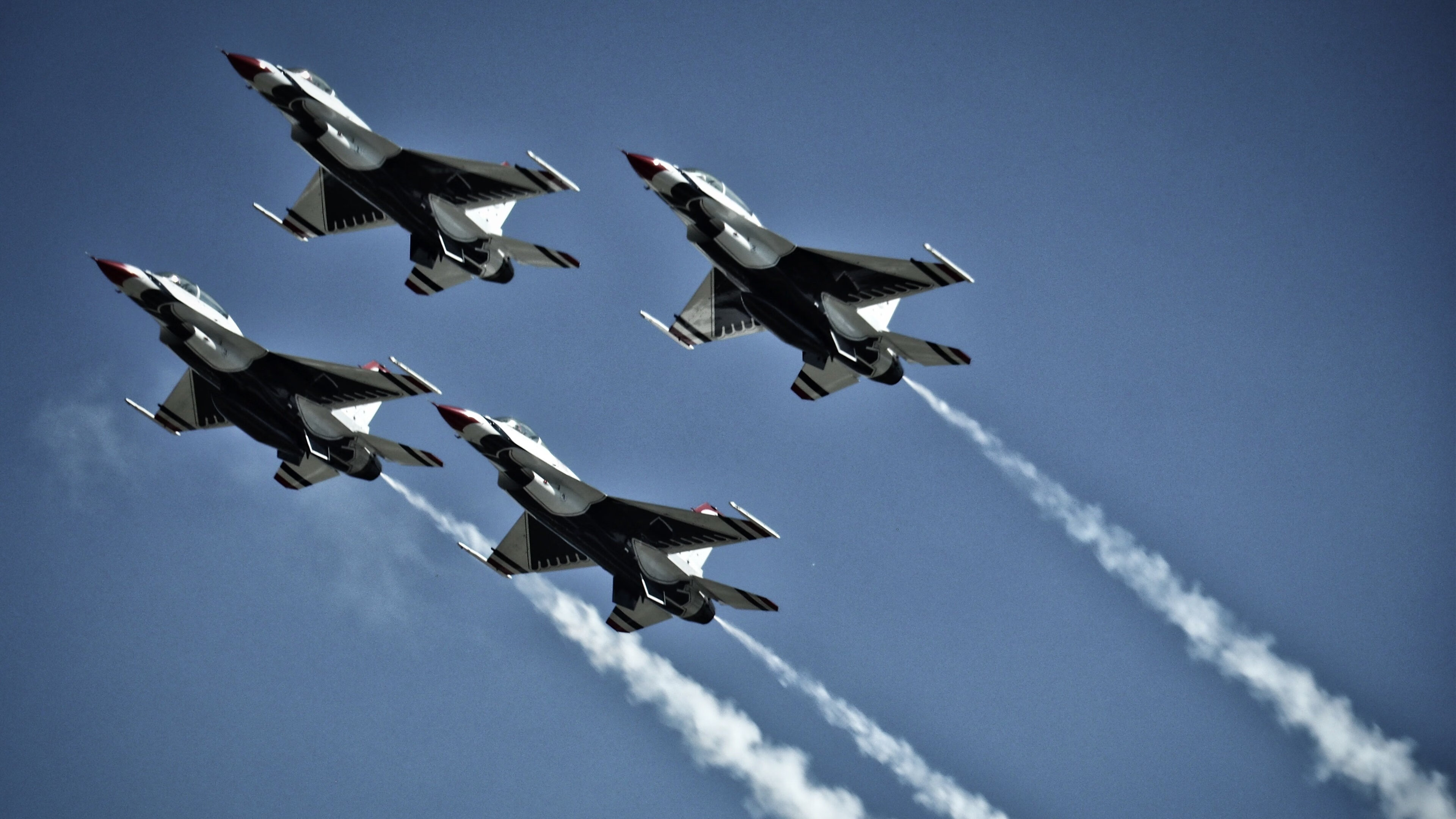 当勒布朗穿上东北虎球衣,吉林逆转活塞的传奇之夜