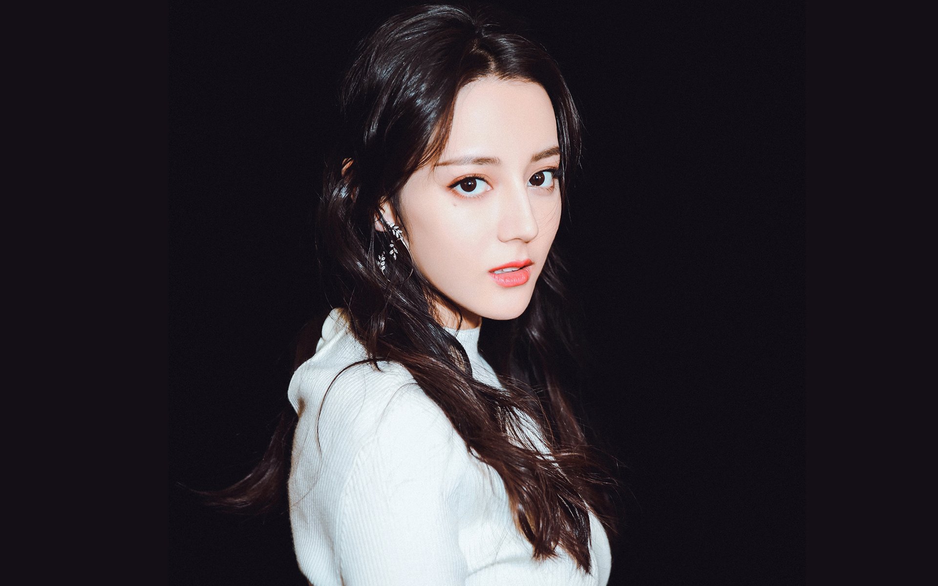 唯一性之战,山西队速胜深圳队,字母哥主宰赛场