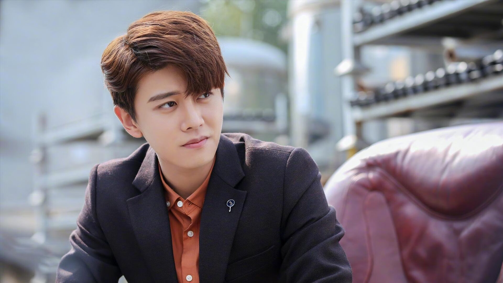 巨人用墨水改写史书，国王用铁链绞杀飞鹰，数据时代篮球的两种征服